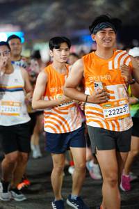 BIB: 23241, 22223
                            <button type="button" onclick="openModal(23118865)" class="btn btn-primary btn-sm float-right btn-popup" data-toggle="modal" data-target=".modal-high-quality">
                        <i class="fas fa-shopping-cart"></i> Add to Cart
                    </button>
                                            <button type="button" onclick="isThisMe(23118865, true)" class="btn btn-success btn-sm float-right btn-popup btn-isme hidden" data-toggle="tooltip" data-placement="bottom" title="นี่คือรูปของคุณใช่ไหม คลิกที่นี่เพื่อเอาเข้าอัลบั้ม">
                        <i class="fas fa-plus"></i> Add to album
                    </button>
                    <button type="button" onclick="isThisMe(23118865, false)" class="btn btn-warning btn-sm float-right btn-popup btn-isnotme hidden">
                        <i class="fas fa-ban"></i> Remove from album
                    </button>
